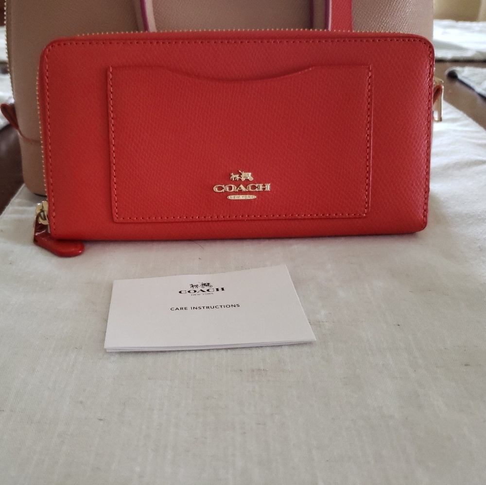 Coach wallet